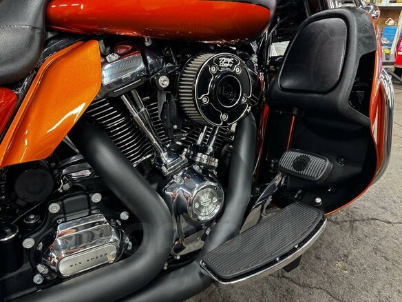 2018 Harley-Davidson Electra Glide, оранжевый, 1880000 рублей - вид 26
