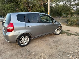 2004 Honda Fit I, серый, 630000 рублей, вид 5