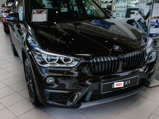 2018 BMW X1 18d sDrive II (F48), чёрный, 3500000 рублей, вид 5