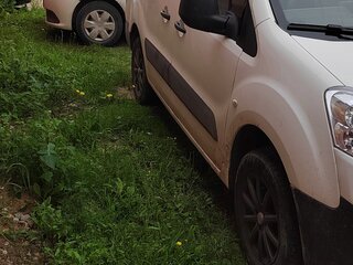 2009 Peugeot Partner II, белый, 470000 рублей, вид 2