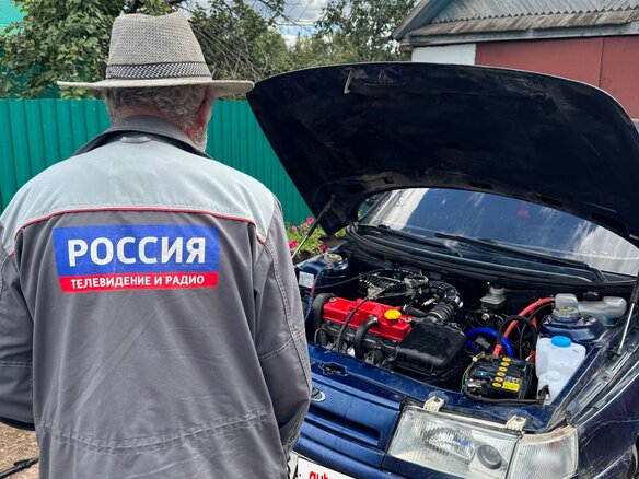 2005 Lada (ВАЗ) 2110, серебристый, 100000 рублей - вид 1