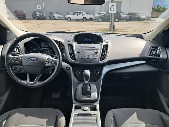 2017 Ford Kuga II Рестайлинг, серый, 1069000 рублей - вид 13