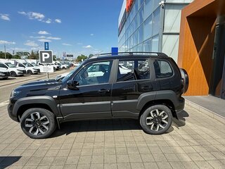 2026 Lada (ВАЗ) Niva Travel I Рестайлинг, чёрный, 1814000 рублей, вид 3