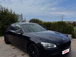 2012 BMW 7 серии 740d xDrive V (F01/F02/F04) Рестайлинг, чёрный, 2098000 рублей, вид 3