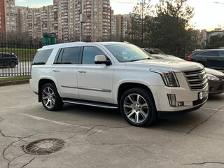 2016 Cadillac Escalade IV, белый, 3480000 рублей, вид 3