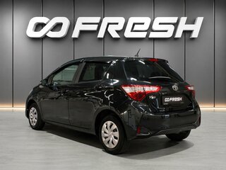 2017 Toyota Vitz III (XP130) Рестайлинг 2, чёрный, 950000 рублей, вид 2