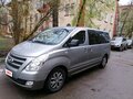 2017 Hyundai Grand Starex I Рестайлинг, серебристый, 2800000 рублей