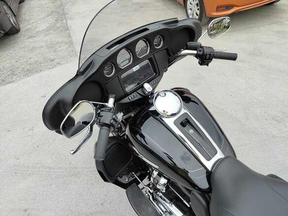 2024 Harley-Davidson Tri Glide, чёрный, 5450000 рублей - вид 13