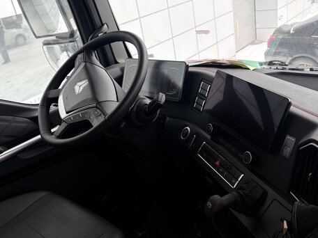 2025 Sinotruk Sitrak C7H MAX, коричневый, 14950000 рублей, вид 3
