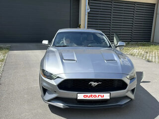 2020 Ford Mustang VI Рестайлинг, серый, 3050000 рублей, вид 2