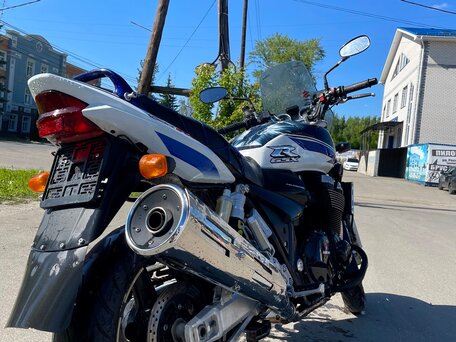 2005 Suzuki GSX 1400, синий, 650000 рублей, вид 5