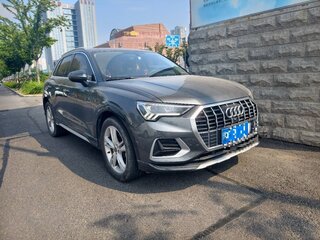 2021 Audi Q3 35 TFSI II (F3), серый, 2300000 рублей, вид 2