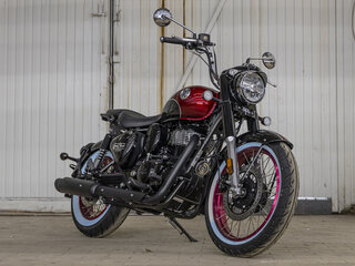 2026 Royal Enfield Classic 350, красный, 528000 рублей, вид 3