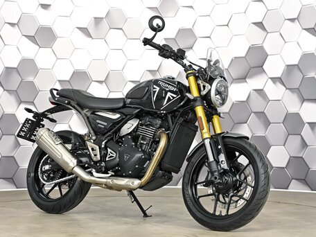 2024 Triumph Speed 400, чёрный, 577000 рублей, вид 1
