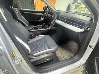 2024 Geely Atlas II, серый, 3300000 рублей, вид 4