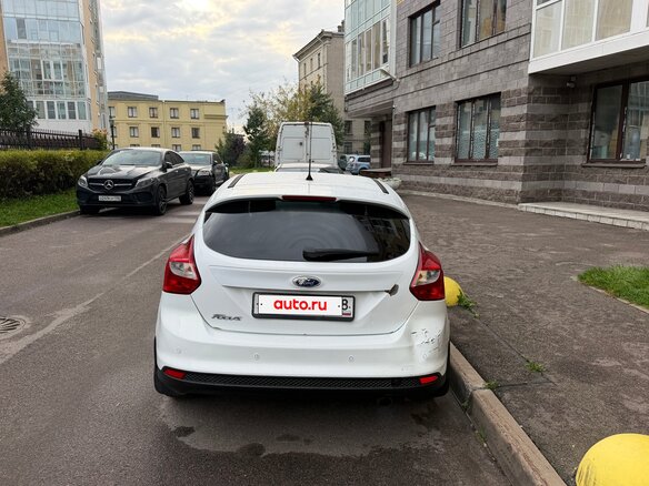 2012 Ford Focus III, белый, 630000 рублей - вид 3