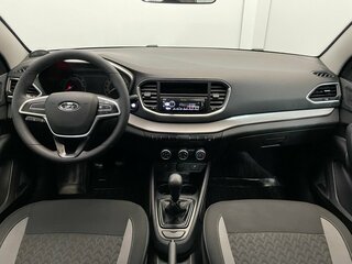 2023 Lada (ВАЗ) Vesta I Рестайлинг (NG), белый, 950000 рублей, вид 5