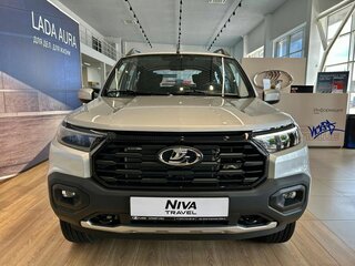 2026 Lada (ВАЗ) Niva Travel I Рестайлинг, серебристый, 1809000 рублей, вид 2