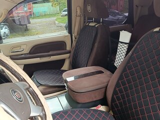 2006 Cadillac Escalade III, чёрный, 1800000 рублей, вид 2