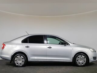 2016 Skoda Rapid I, серебристый, 930000 рублей, вид 4
