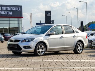 2011 Ford Focus II Рестайлинг, серебристый, 695000 рублей, вид 1