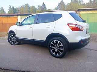 2013 Nissan Qashqai I Рестайлинг, белый, 1200000 рублей, вид 1