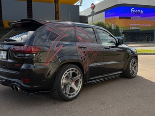 2014 Jeep Grand Cherokee SRT IV (WK2) Рестайлинг, чёрный, 6500000 рублей, вид 5