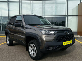 2024 Lada (ВАЗ) Niva Travel I, коричневый, 1149000 рублей, вид 2