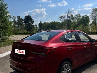 2018 Hyundai Solaris II, красный, 890000 рублей, вид 3
