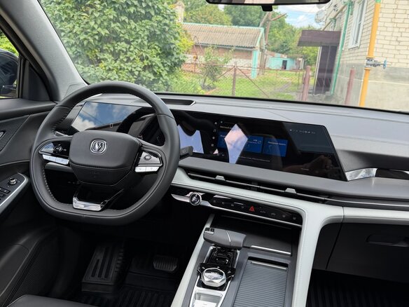 2024 Changan CS75 Plus III, серый, 3250000 рублей - вид 8