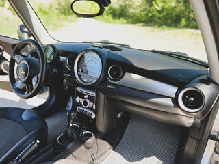 2009 Mini Hatch Cooper II (R56), серебристый, 730000 рублей, вид 3