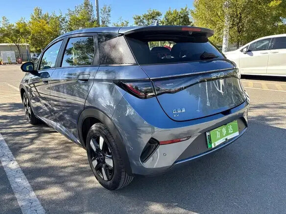 2025 BYD Dolphin 45.12 kWh I Рестайлинг, синий, 1790002 рублей - вид 16
