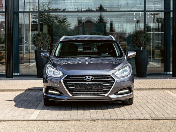 2017 Hyundai i40 I Рестайлинг, серый - вид 1