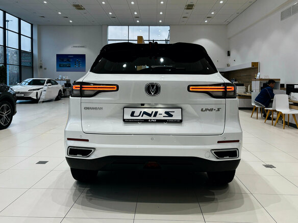 2025 Changan UNI-S I, белый, 3179900 рублей - вид 7