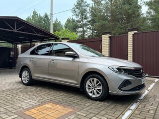 2021 Volkswagen Polo VI, серый, 1850000 рублей, вид 3