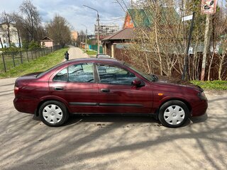 2004 Nissan Almera II (N16) Рестайлинг, красный, 265000 рублей, вид 3