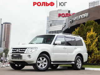 2013 Mitsubishi Pajero IV Рестайлинг 1, белый, 1798000 рублей, вид 1