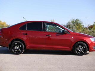 2017 Skoda Rapid I Рестайлинг, красный, 1187590 рублей, вид 4