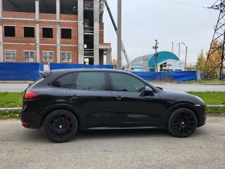 2012 Porsche Cayenne S II (958), чёрный, 2600000 рублей, вид 2