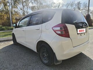 2010 Honda Fit II, белый, 539000 рублей, вид 5