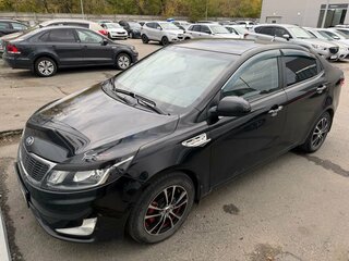 2014 Kia Rio 5-speed III, чёрный, 945000 рублей, вид 1
