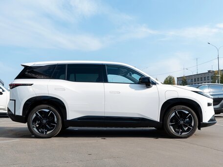 2026 Toyota bZ3X 58.3 kWh, белый, 2900000 рублей, вид 3