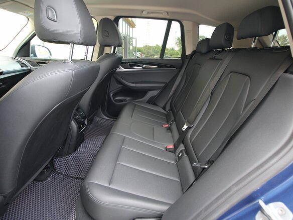 2020 BMW X3 20i xDrive III (G01), синий, 3295000 рублей - вид 18