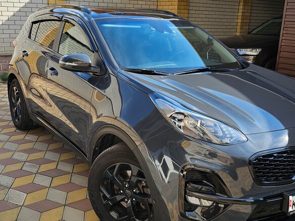 2021 Kia Sportage IV Рестайлинг, серый, 2750000 рублей - вид 2