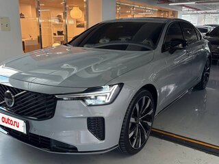 2026 Volvo S90 II Рестайлинг 2, серый, 7100750 рублей, вид 3