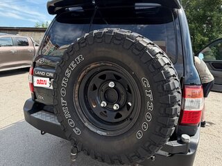 2003 Toyota Land Cruiser 100 Series Рестайлинг 1, чёрный, 1700000 рублей, вид 3