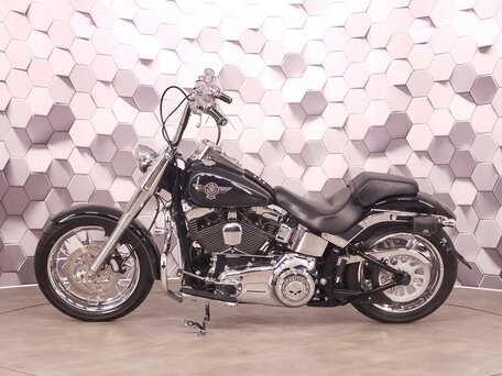 2011 Harley-Davidson Fat Boy, чёрный, 1099000 рублей, вид 4