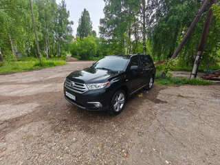 2013 Toyota Highlander II (XU40) Рестайлинг, чёрный, 2190000 рублей, вид 4