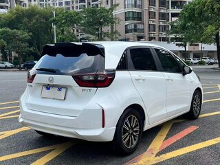 2023 Honda Fit IV Рестайлинг, белый, 1285005 рублей, вид 3