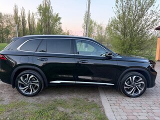2024 Geely Monjaro I, чёрный, 3520000 рублей, вид 2